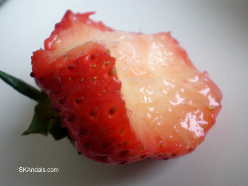 iskandals-strawberry2.jpg